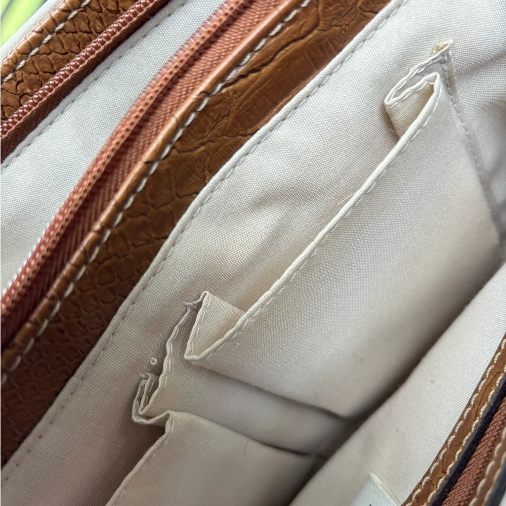 Liz Claiborne Elegant Brown and Cream Handbag with Wallet